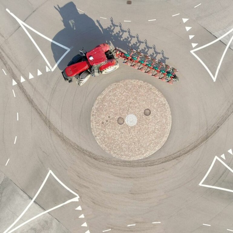 KV-3400-S-round-about-ghg74g72x8